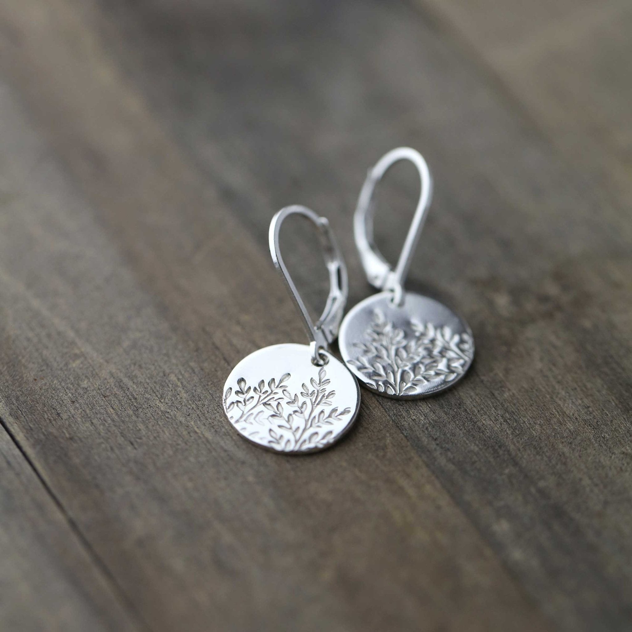 Silver Wildflower Medium Disc Lever-back Earrings