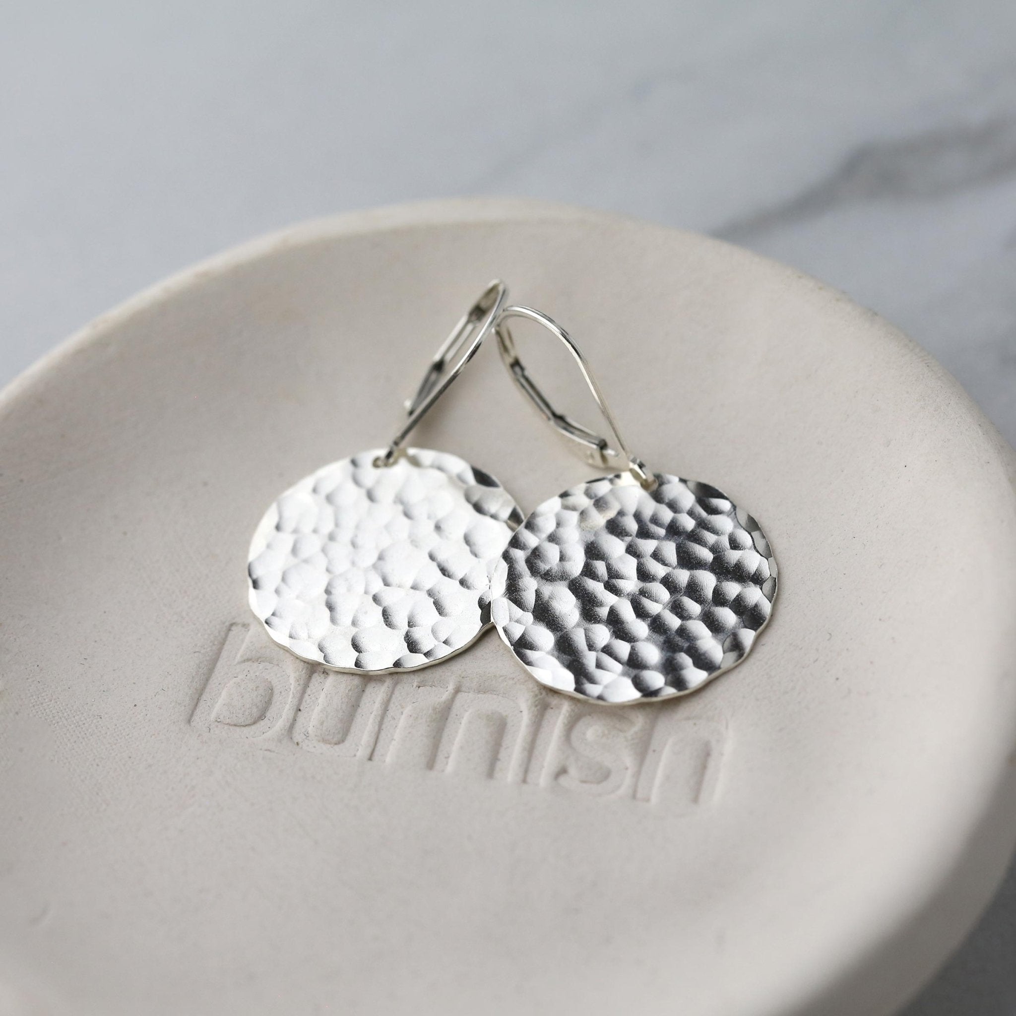 Hammered silver sale disc earrings