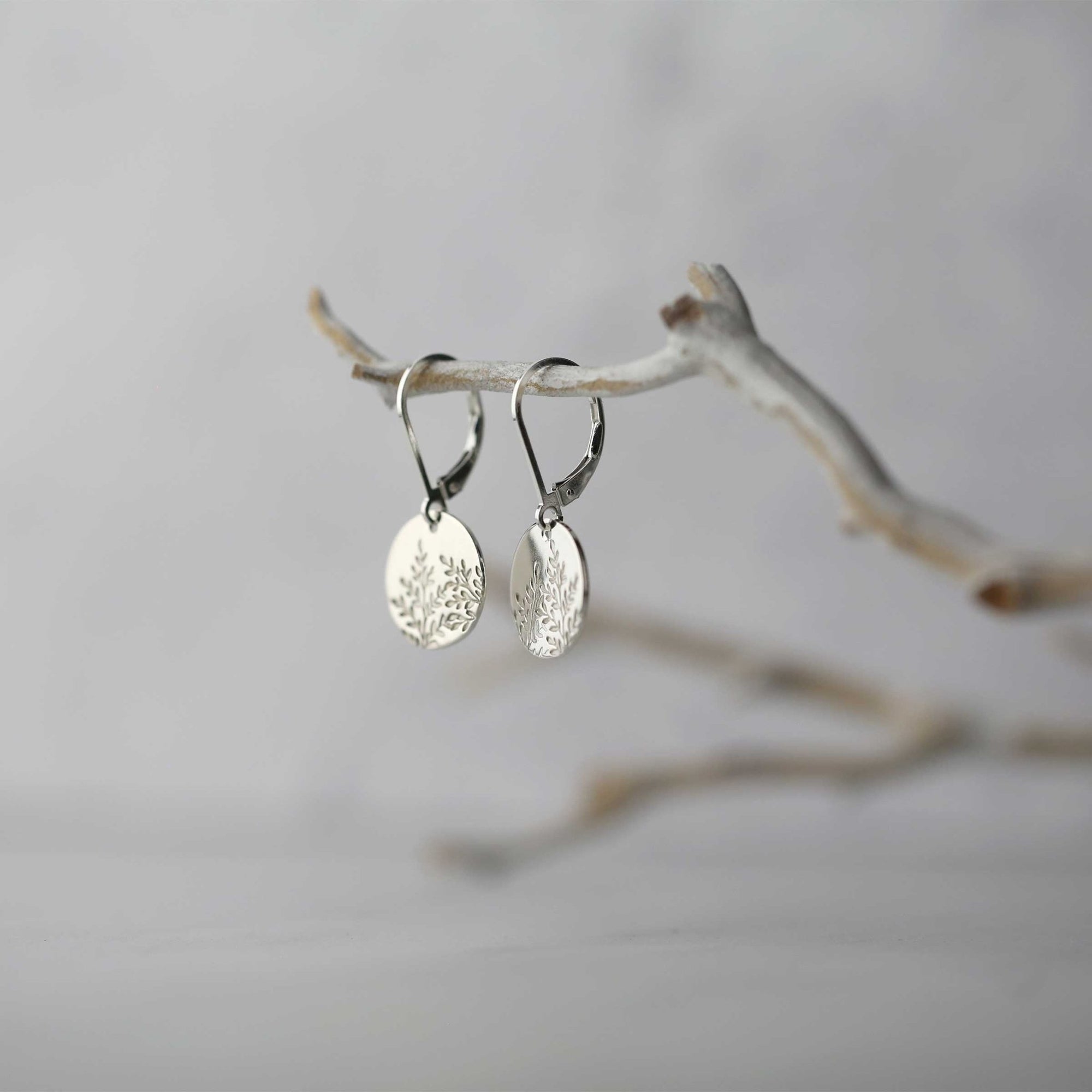 Silver Wildflower Medium Disc Lever-back Earrings