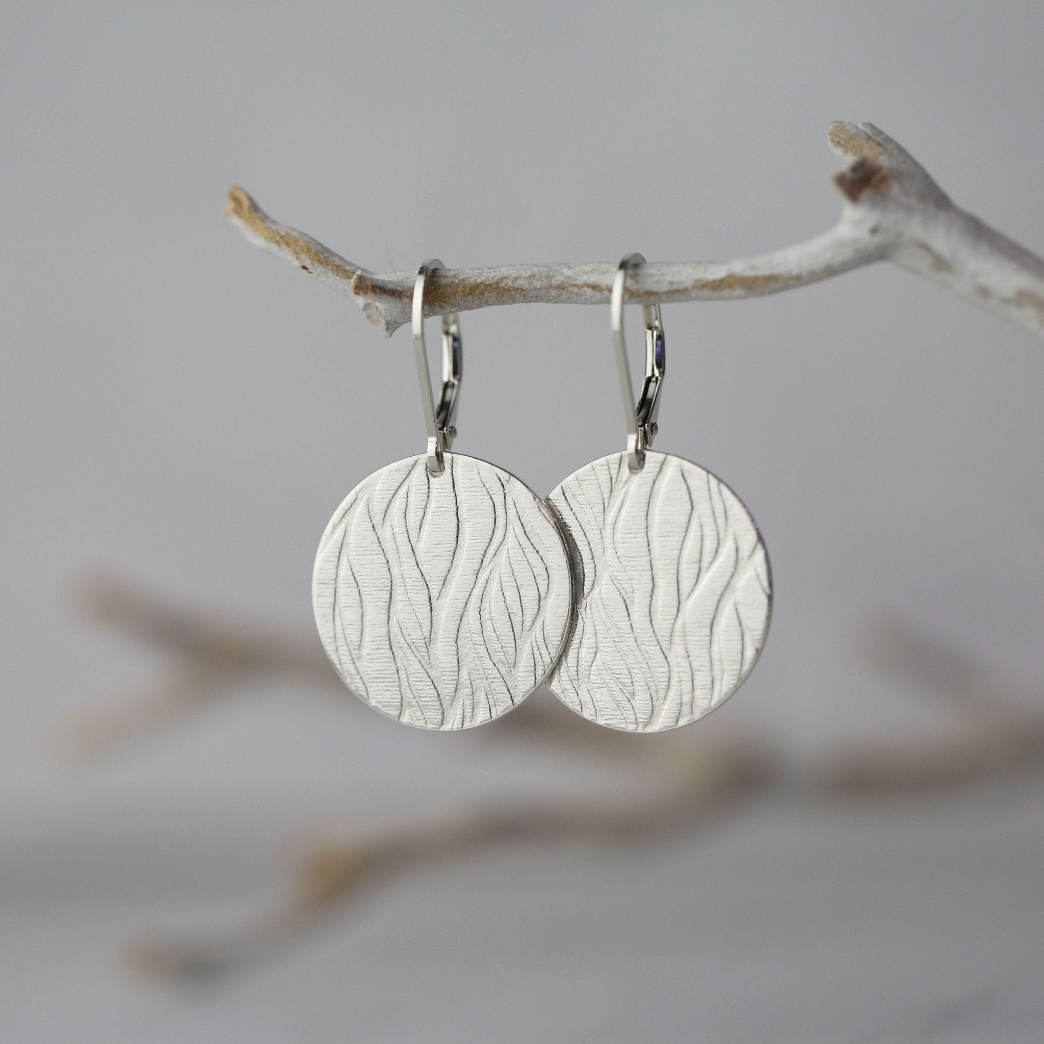 Wave Texture Silver Disc Lever-back Earrings